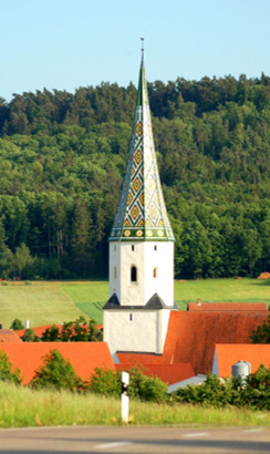 Ansicht des Meinheimer Kirchturms